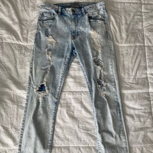 American Eagle Distressed Jeans